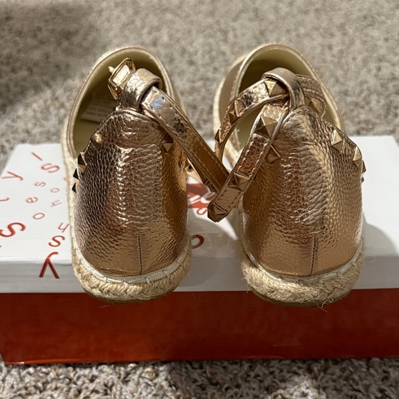 Gold Espadrille Sandals - Picture 4 of 6
